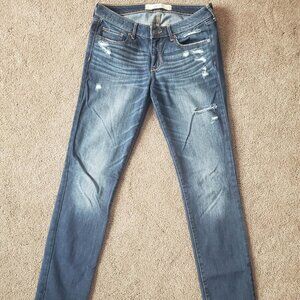 Abercrombie and Fitch Straight Leg Distressed Jeans 28x35